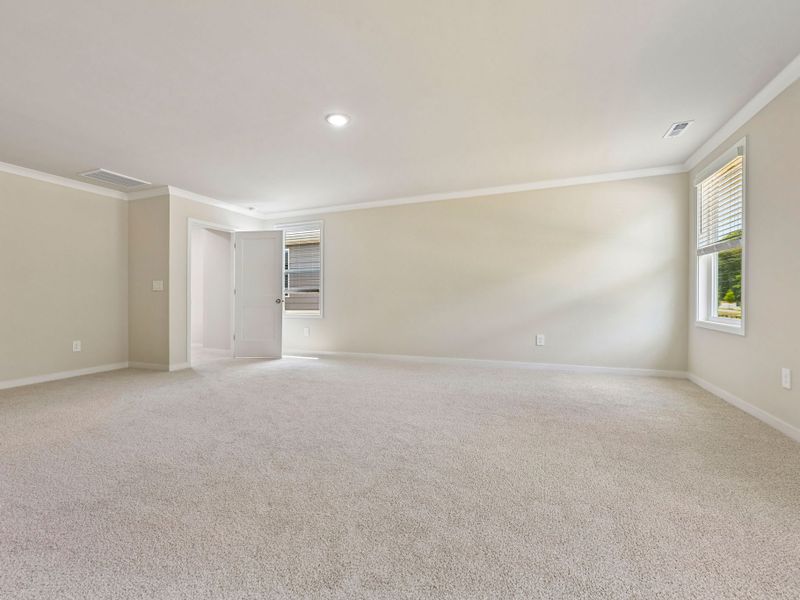 Spacious, unfurnished interior of a new home in Avalon Place - Signature Series, Durham (Image 15). Spacious, unfurnished interior of a new home in Avalon Place - Signature Series, Durham (Image 15).