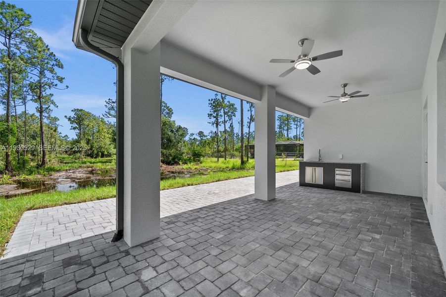 Exterior details and patio area of a home in , Naples (Image 27).
