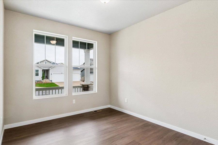 Spacious, unfurnished interior of a new home in Aspen Ranch, Fountain (Image 9).