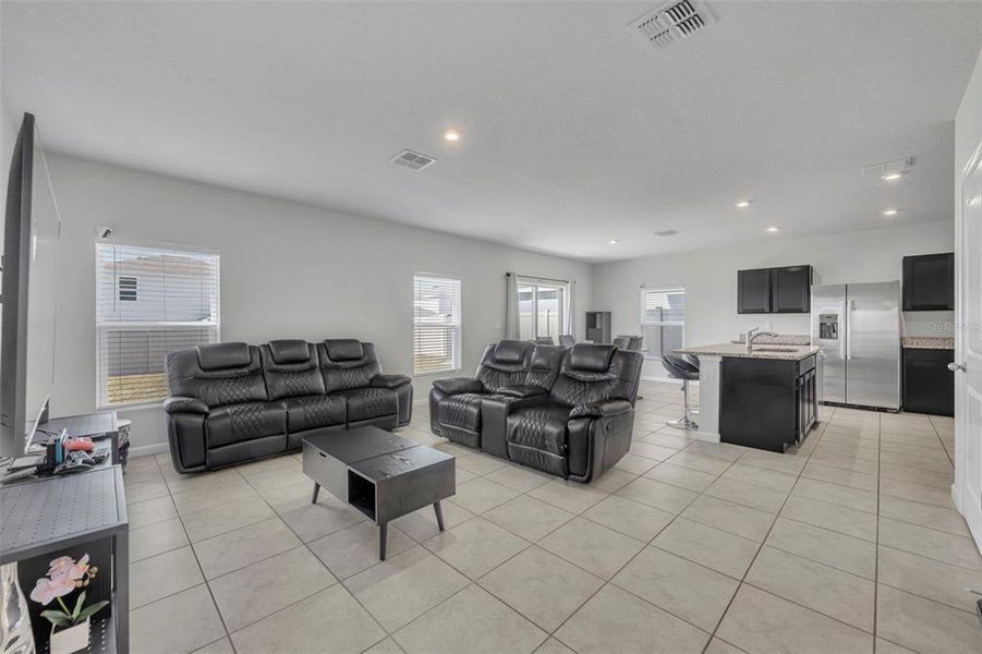 Furnished interior view inside a new home in , Haines City (Image 25).