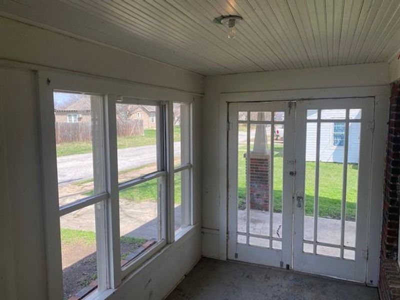 Image 27 of a home in . Image 27 of a home in .