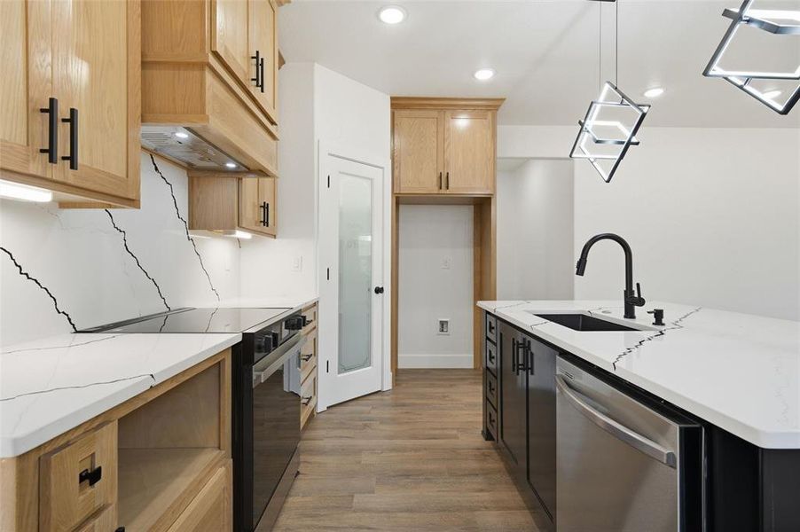 Furnished interior view inside a new home in , Bellmead (Image 6).