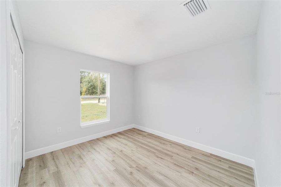 Spacious, unfurnished interior of a new home in , Ocala (Image 37).