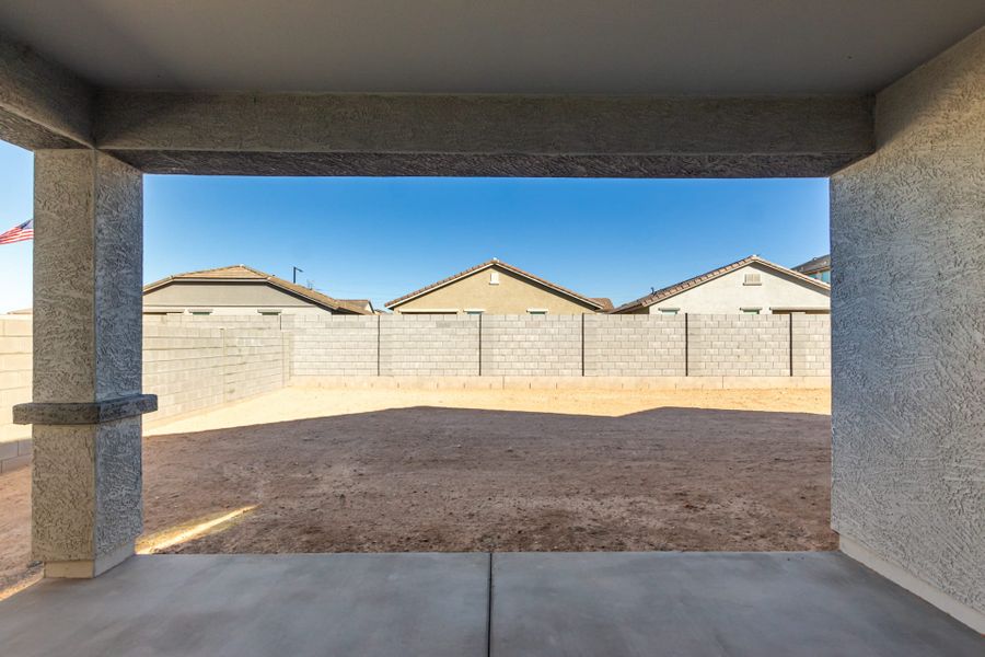 Lot 81 at Bentridge – Peak Series in Buckeye, Arizona, by Landsea Homes