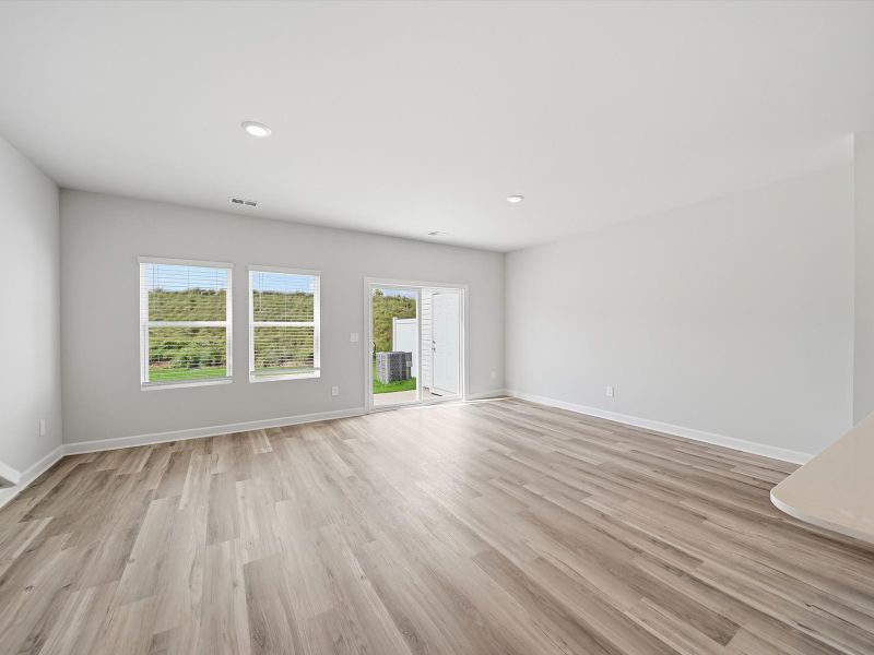 Spacious, unfurnished interior of a new home in Northbrook Village Townes, Taylors (Image 10).