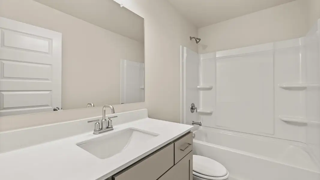 Representative furnished interior of a home built from the Jean Lee by D.R. Horton in Heritage Pointe, Senoia (Image 15).