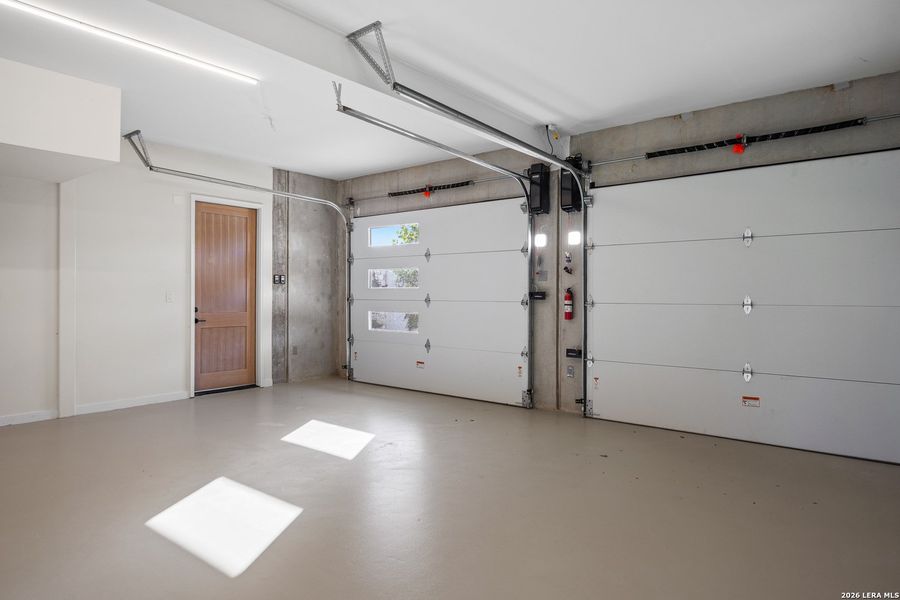Spacious, unfurnished interior of a new home in , Hunt (Image 17). Spacious, unfurnished interior of a new home in , Hunt (Image 17).