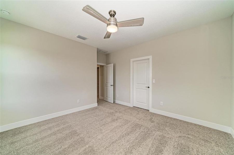 Spacious, unfurnished interior of a new home in Barrington Preserve, Parrish (Image 22).