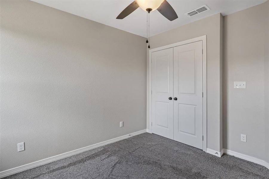Spacious, unfurnished interior of a new home in , Lindale (Image 28).