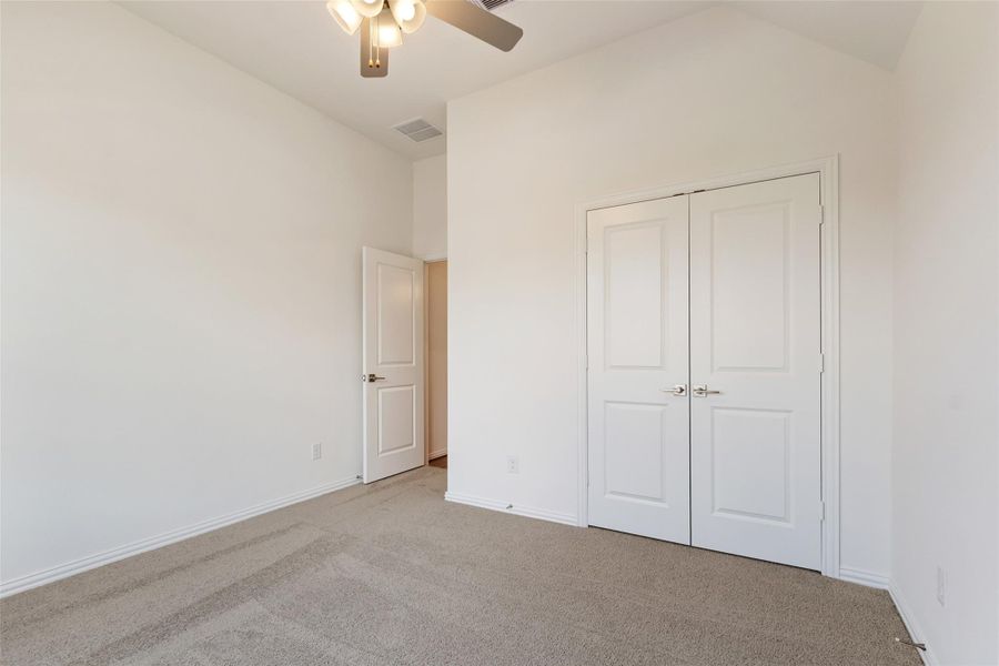 Spacious, unfurnished interior of a new home in Sunterra, Katy (Image 21).