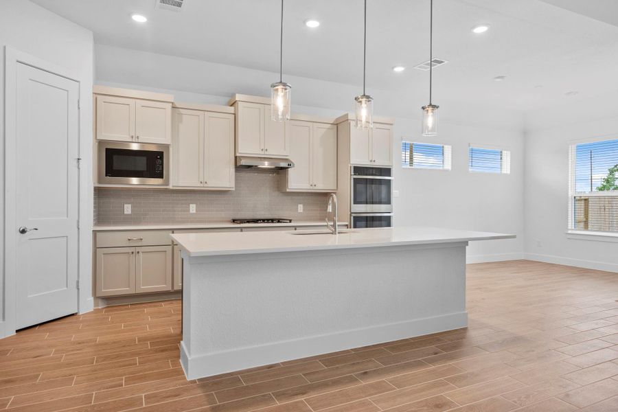 Furnished interior view inside a new home in Grange, Katy (Image 14).