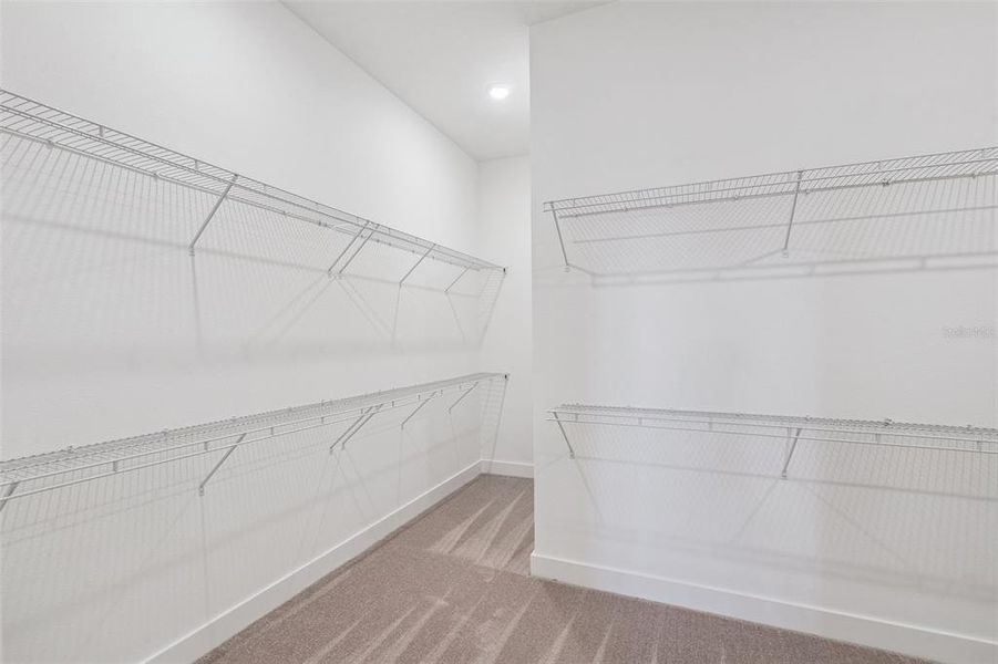 Spacious, unfurnished interior of a new home in , Clermont (Image 32). Spacious, unfurnished interior of a new home in , Clermont (Image 32).