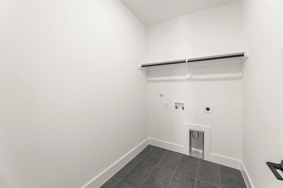 06. 612 Corner Post - Utility