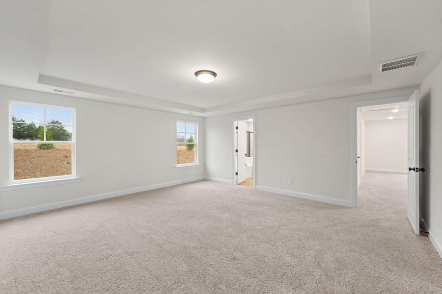 Spacious, unfurnished interior of a new home in Pisgah Park, Kernersville (Image 45).