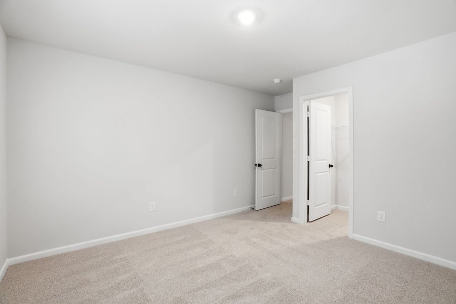 Representative unfurnished interior of a home built from the Loblolly Select N by McGuinn Homes in Broadway Lake, Anderson (Image 37). Representative unfurnished interior of a home built from the Loblolly Select N by McGuinn Homes in Broadway Lake, Anderson (Image 37).