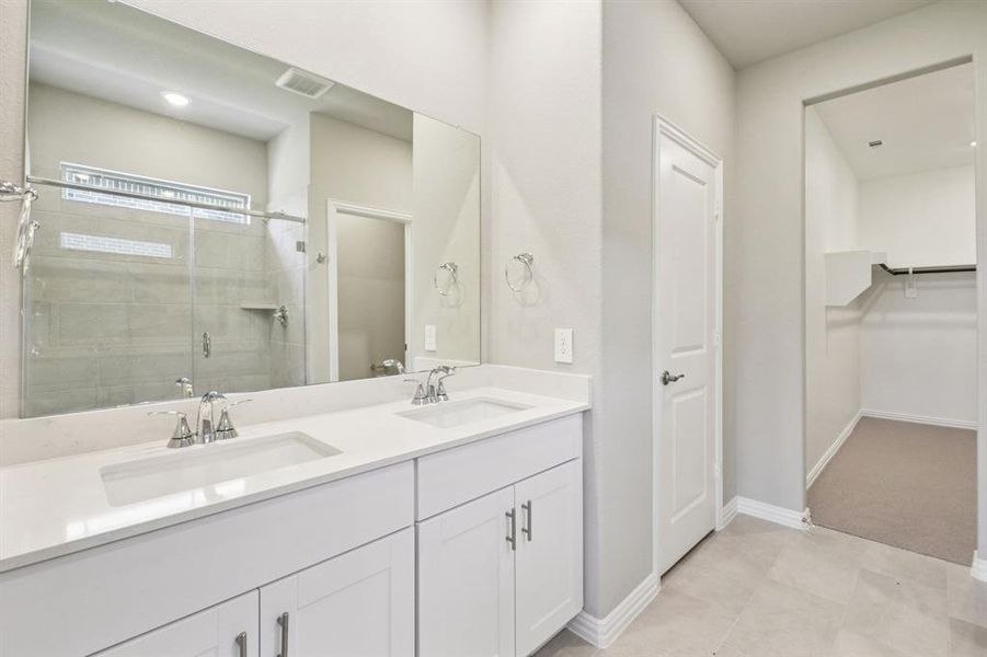 Photo is not of the actual home, but is an inspirational photo of builder’s model home and may depict options, furnishings, and/or decorator features that are not included. Photo is not of the actual home, but is an inspirational photo of builder’s model home and may depict options, furnishings, and/or decorator features that are not included.