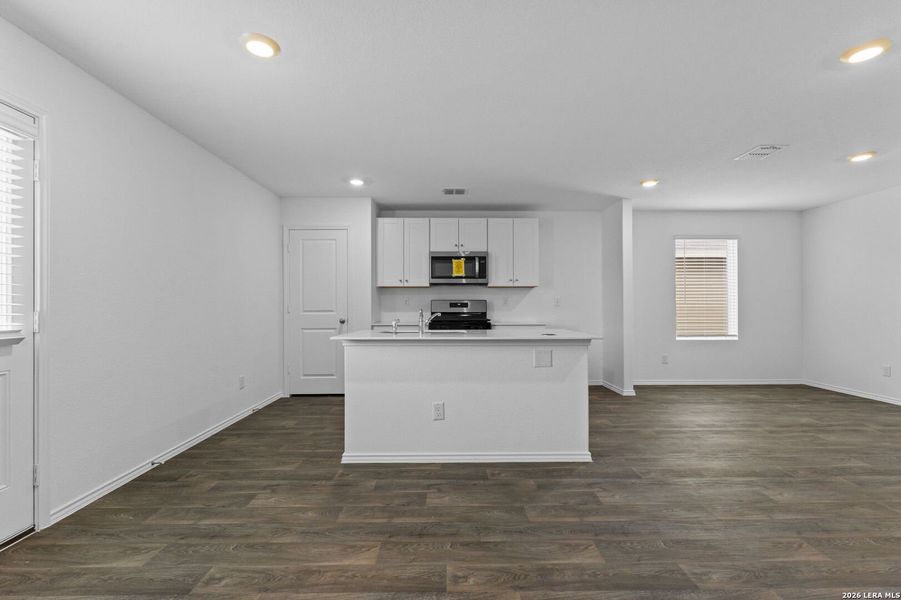 Furnished interior view inside a new home in Preserve at Medina, Von Ormy (Image 6). Furnished interior view inside a new home in Preserve at Medina, Von Ormy (Image 6).