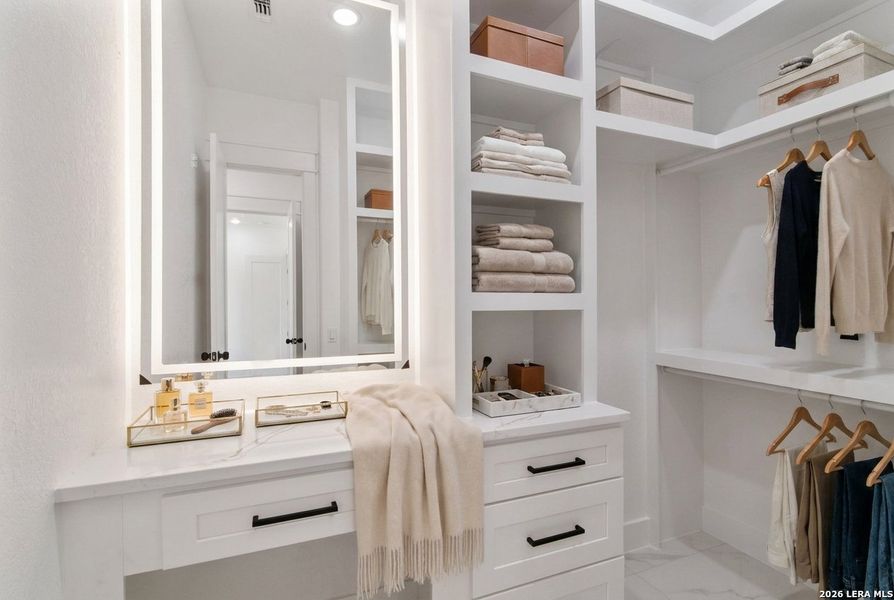 Furnished interior view inside a new home in , La Vernia (Image 16).