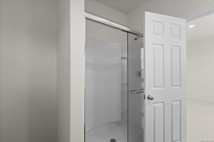 Image 22 of a home in .