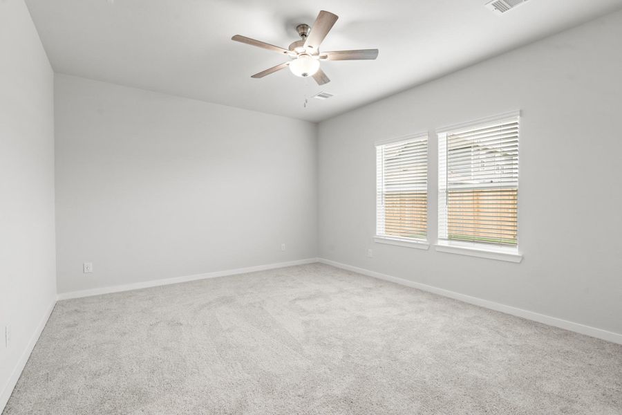 Spacious, unfurnished interior of a new home in Laurel Farms, Brookshire (Image 13).