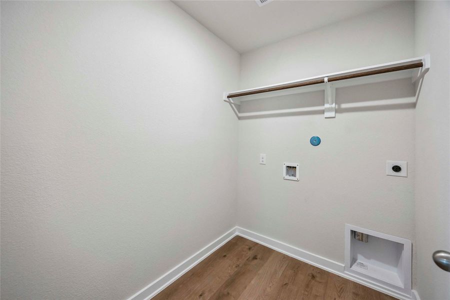 Image 28 of a home in Meadow Park.