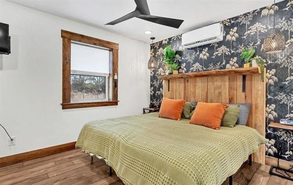 Furnished interior view inside a new home in , Lindale (Image 4).