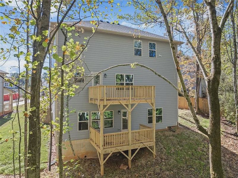 Exterior details and patio area of a home in Magnolia Villas, Cornelia (Image 16).