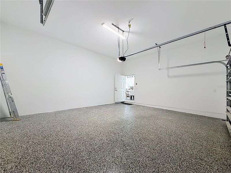Spacious, unfurnished interior of a new home in , St. Petersburg (Image 38).