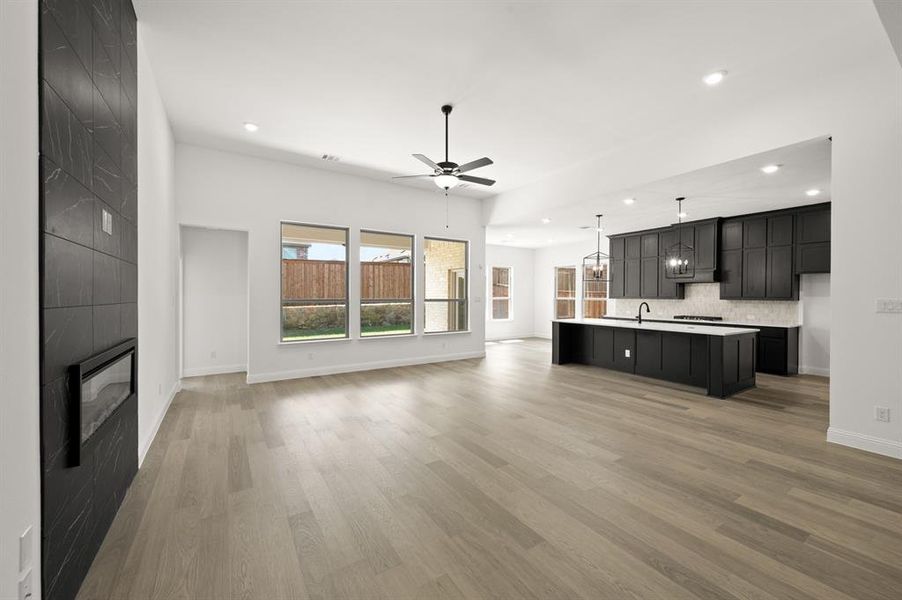 748 Brozgold- Living Room-1