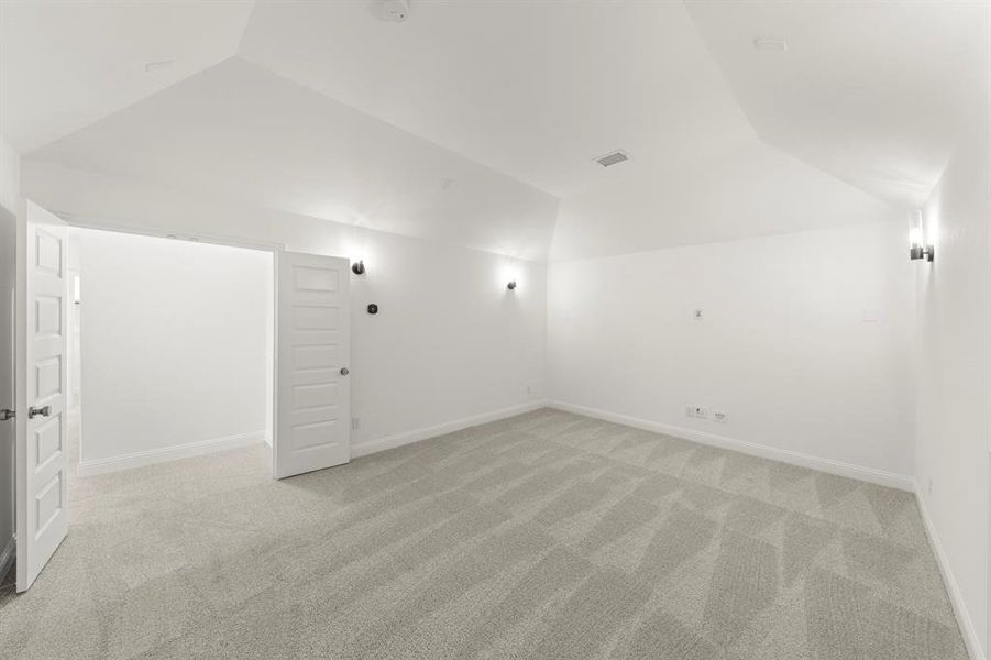 22. 2320 Errol - Media 22. 2320 Errol - Media