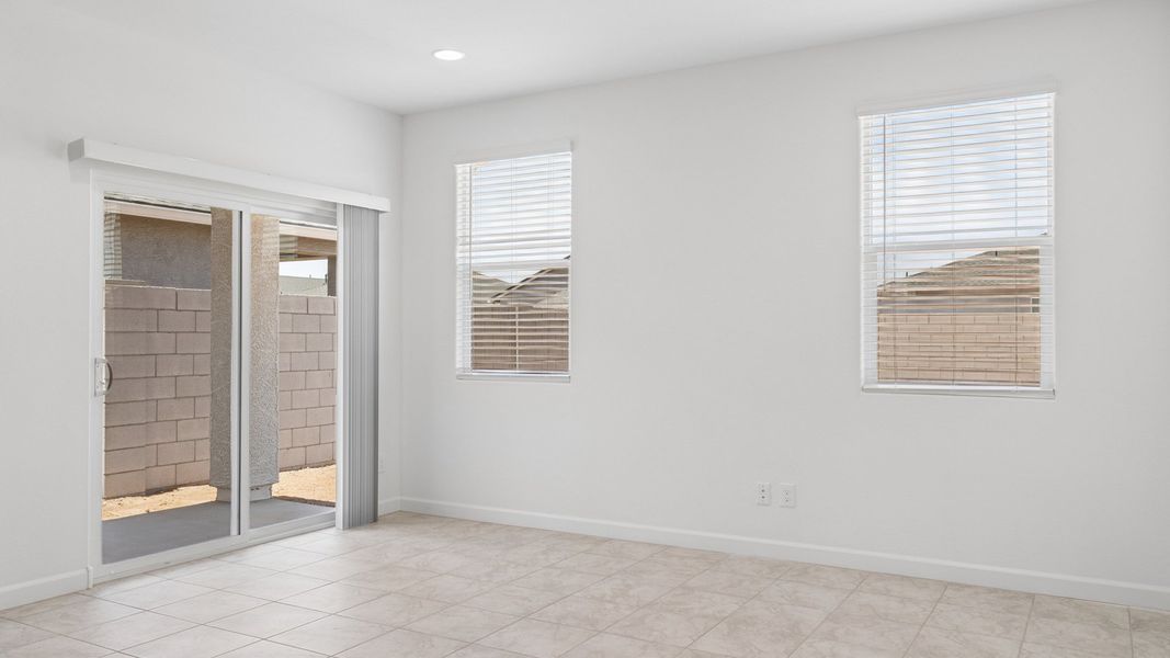 Spacious, unfurnished interior of a new home in Quail Ranch, San Tan Valley (Image 13). Spacious, unfurnished interior of a new home in Quail Ranch, San Tan Valley (Image 13).
