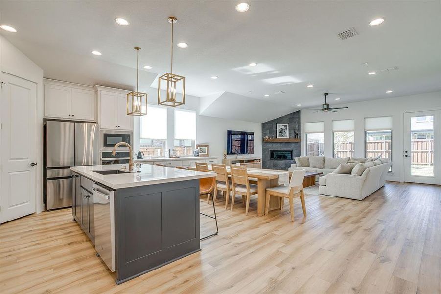 Furnished interior view inside a new home in Walsh 70', Fort Worth (Image 9).