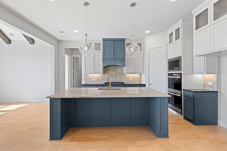 Furnished interior view inside a new home in Levante - 1 Acre Lots, Waxahachie (Image 7). Furnished interior view inside a new home in Levante - 1 Acre Lots, Waxahachie (Image 7).