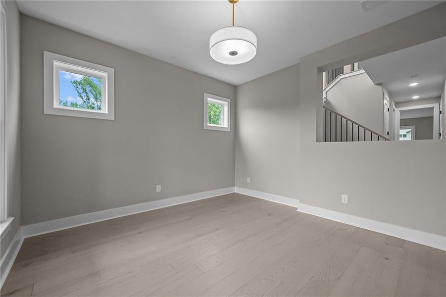 Spacious, unfurnished interior of a new home in Ellis, Marietta (Image 19).