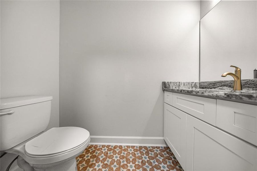 Furnished interior view inside a new home in , Ocala (Image 10).