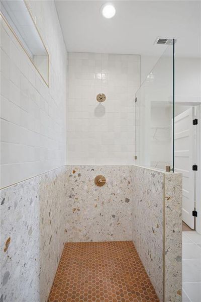 Image 53 of a home in .