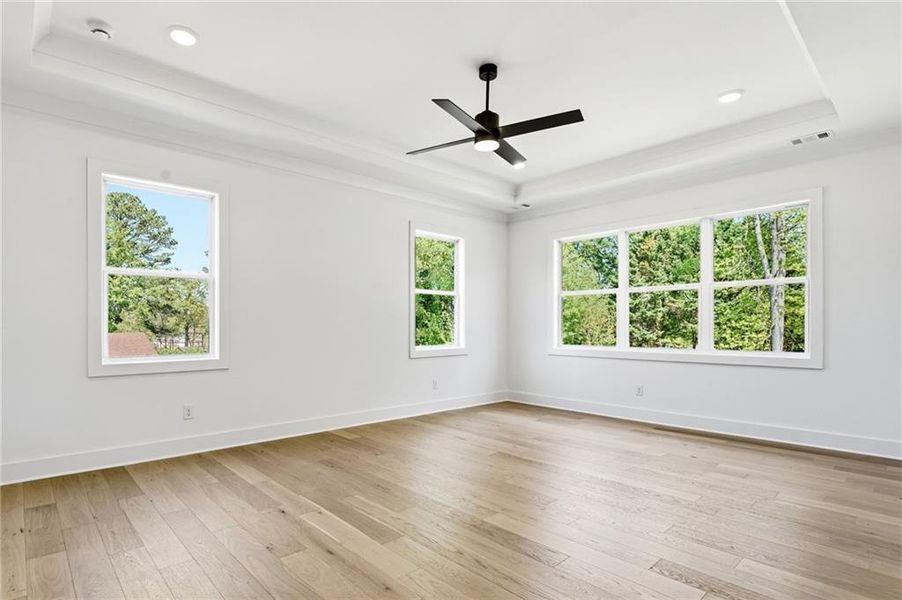 Spacious, unfurnished interior of a new home in , Marietta (Image 37).