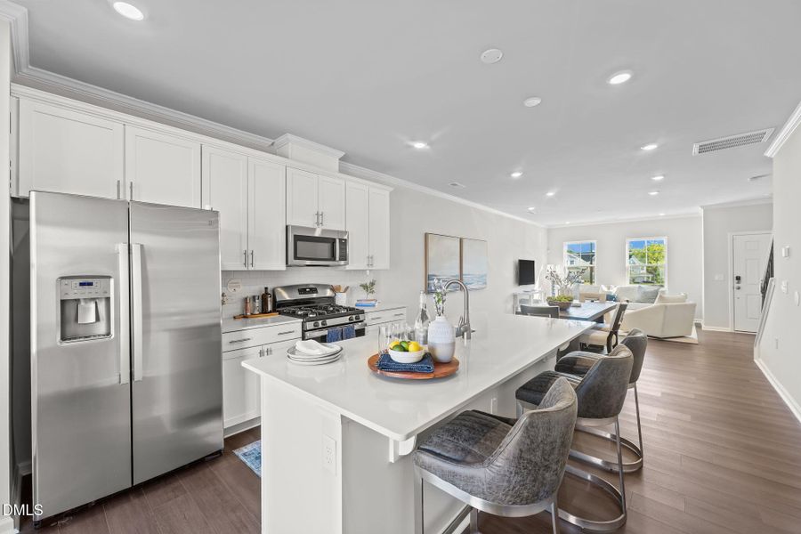 737 Painted Daisy Way