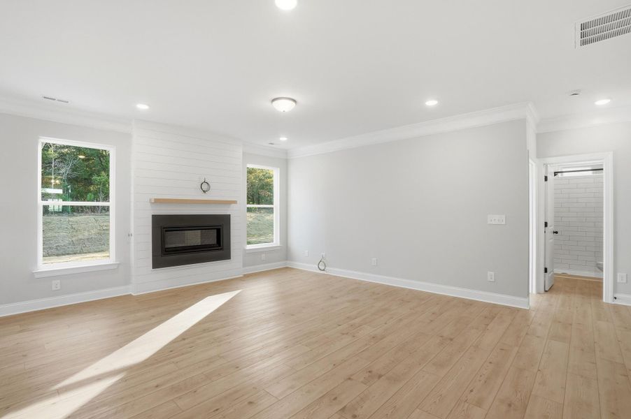 Spacious, unfurnished interior of a new home in Waterford Commons, Rock Hill (Image 17). Spacious, unfurnished interior of a new home in Waterford Commons, Rock Hill (Image 17).