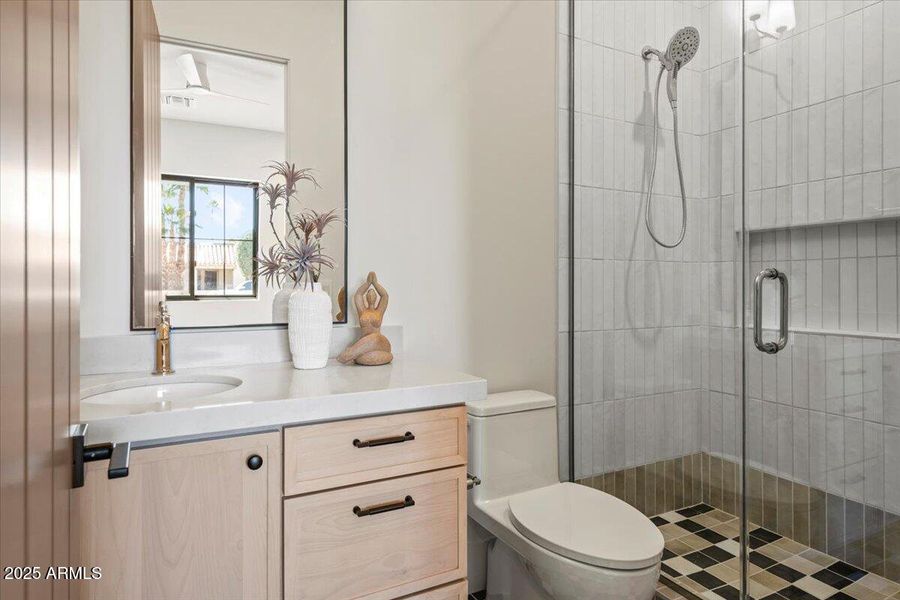 En Suite Bath En Suite Bath