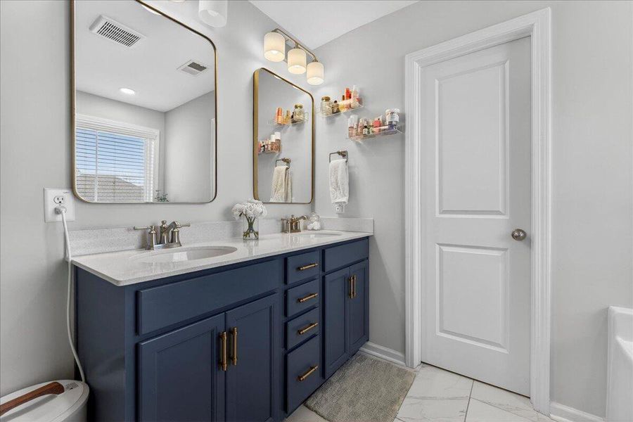 Furnished interior view inside a new home in Windsor Crossing, North Charleston (Image 13).