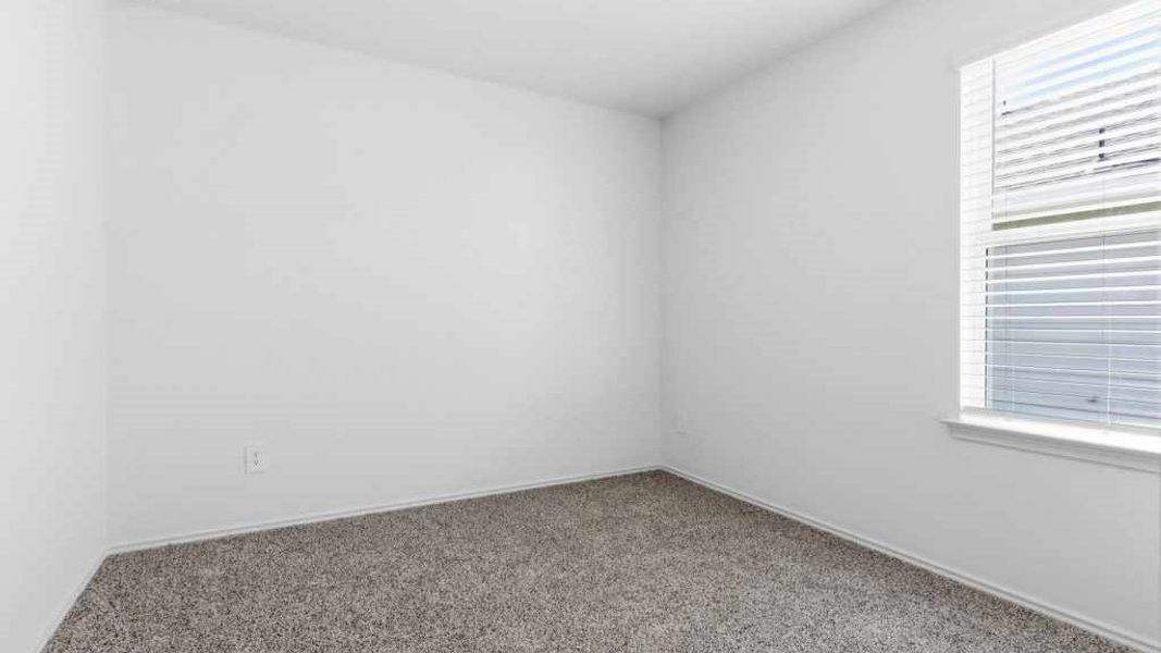 Spacious, unfurnished interior of a new home in Tamarron, Fulshear (Image 21).