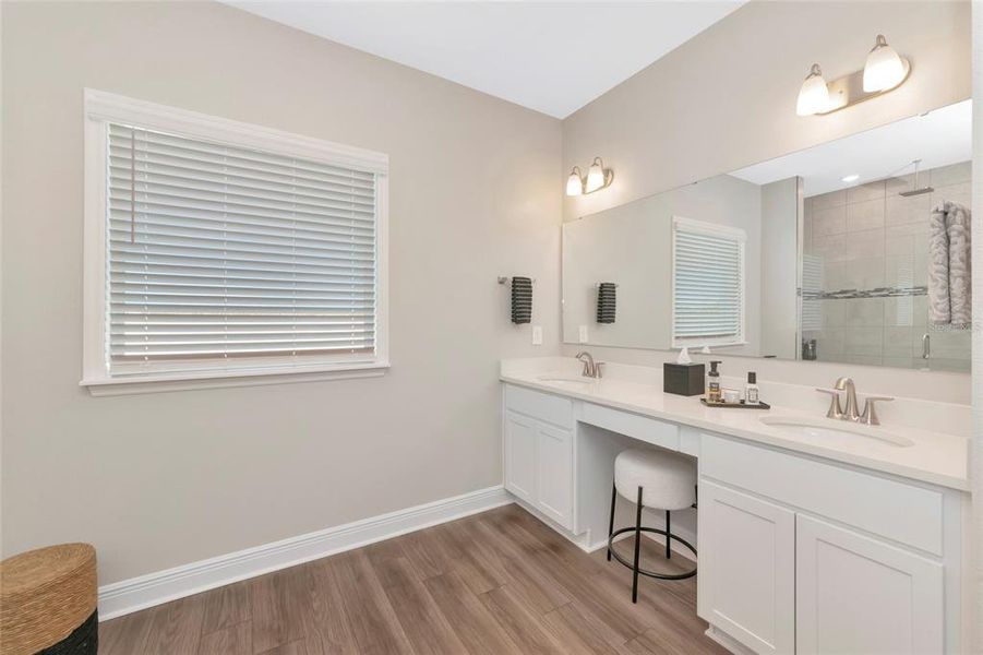 Furnished interior view inside a new home in , Bradenton (Image 14).