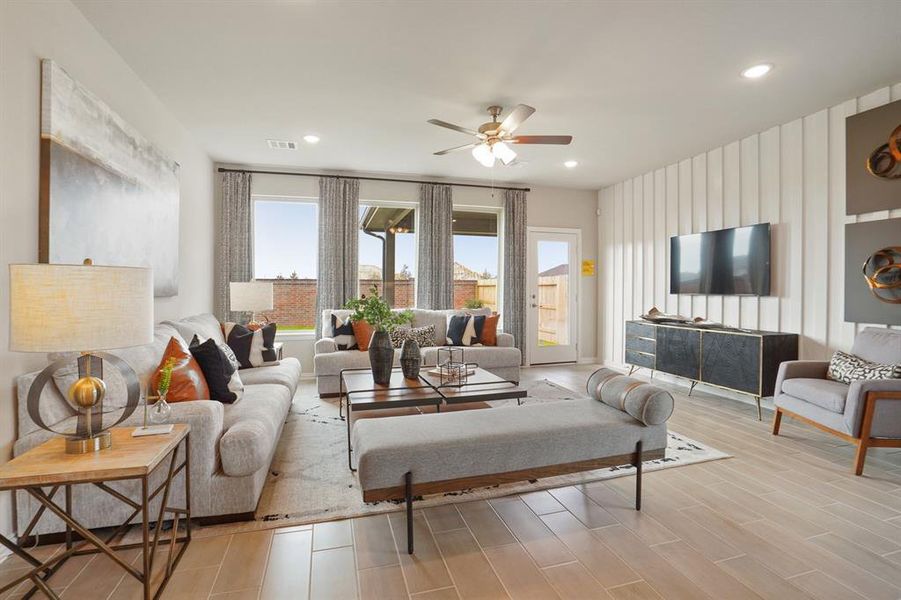 Representative photography of the Olive III plan Representative photography of the Olive III plan