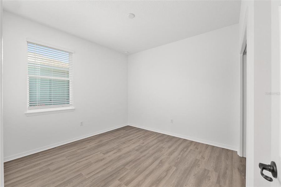 Spacious, unfurnished interior of a new home in , Ocala (Image 21).