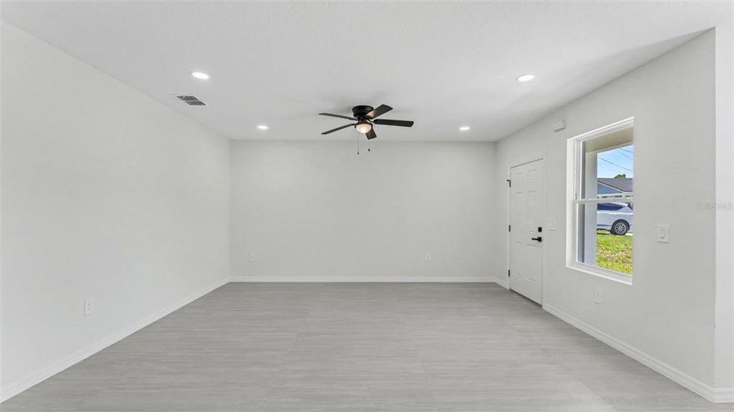 Spacious, unfurnished interior of a new home in , Haines City (Image 20). Spacious, unfurnished interior of a new home in , Haines City (Image 20).