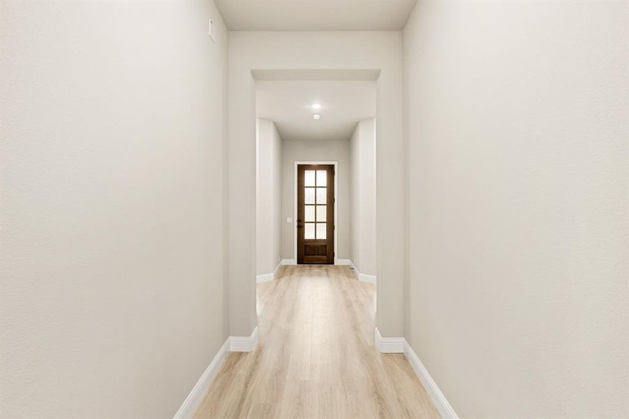 Spacious, unfurnished interior of a new home in Somerset, Venus (Image 16).