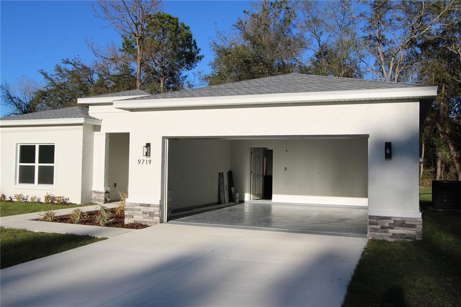 Image 33 of a home in .