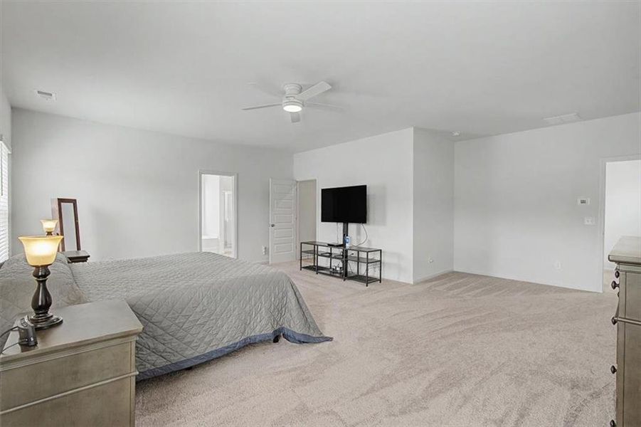 Furnished interior view inside a new home in Arrington, Adairsville (Image 18).