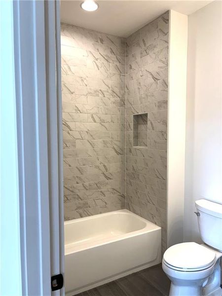 Furnished interior view inside a new home in , Roswell (Image 13).